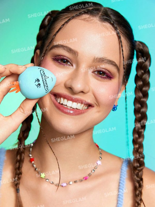 پد اسفنج ریک اند مورتی شیگلم مدل Rick and Morty X SHEGLAM Mr. Meeseeks Beauty Sponge - Image 3